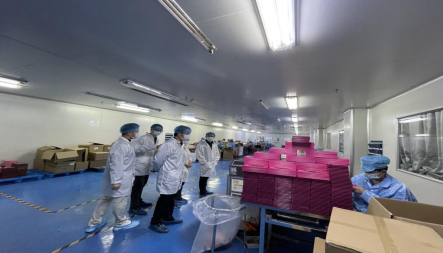 跨境扬帆，美妆出海——我院院长侯铁军一行赴义乌开展化妆品跨境电商专题调研